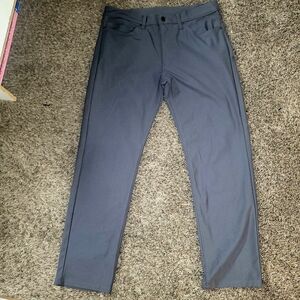 Levi's Men's 511™ Slim Fit Jeans Engineered for Movement Stretch Dark Gray 34x30